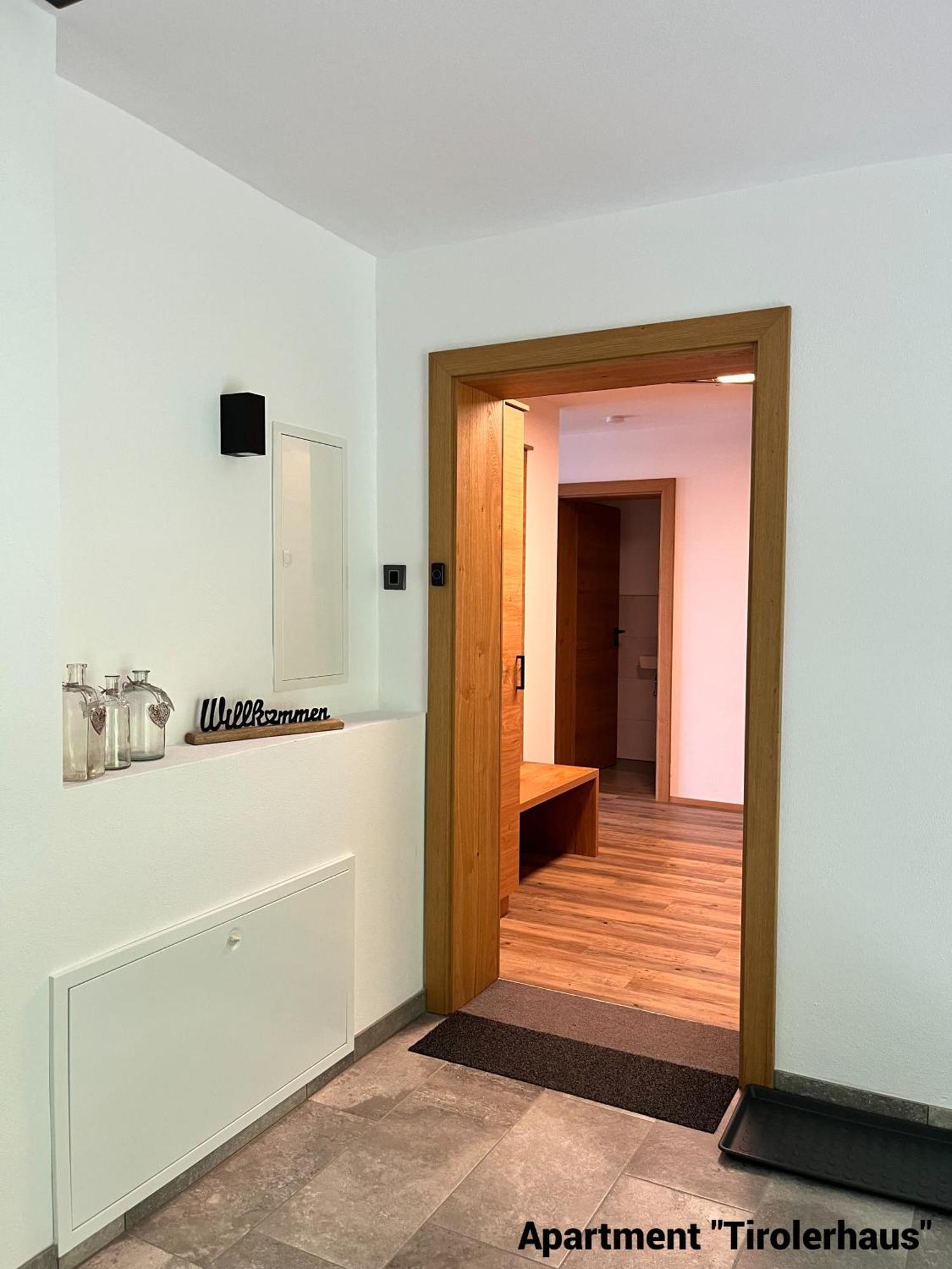 ヴェルフェンヴェンクDer Wengerアパートメント 部屋 写真