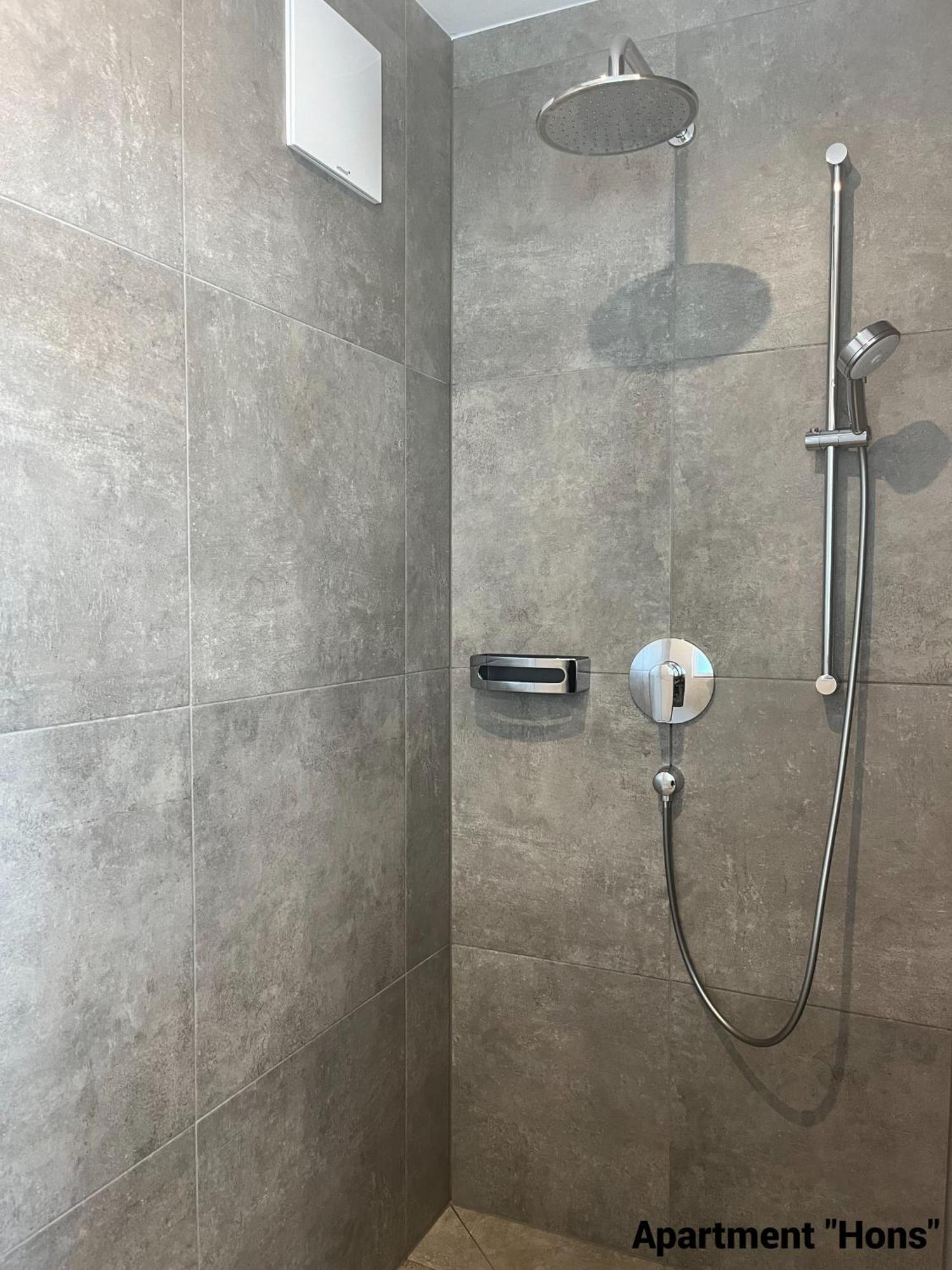 ヴェルフェンヴェンクDer Wengerアパートメント 部屋 写真